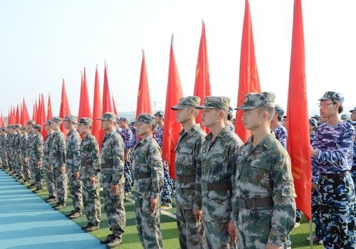 2012級新生開學典禮暨軍訓開訓儀式隆重舉行