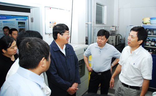 武漢市委常委馮記春一行來(lái)湖北工業(yè)大學(xué)調(diào)研