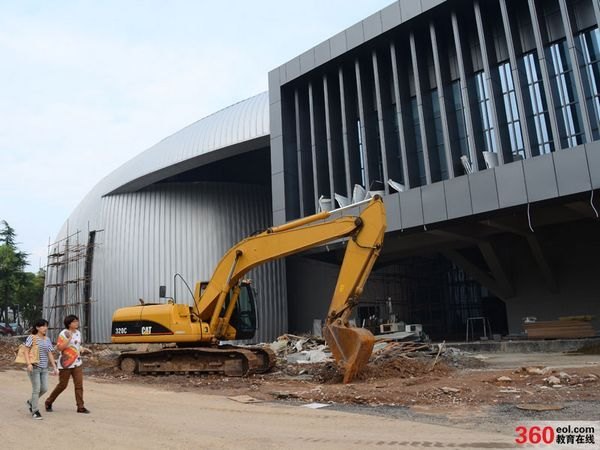 360教育在線網:百年南藝“新名片” 探營感受藝校風范