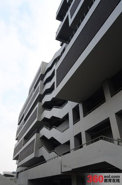 360教育在線網:百年南藝“新名片” 探營感受藝校風范