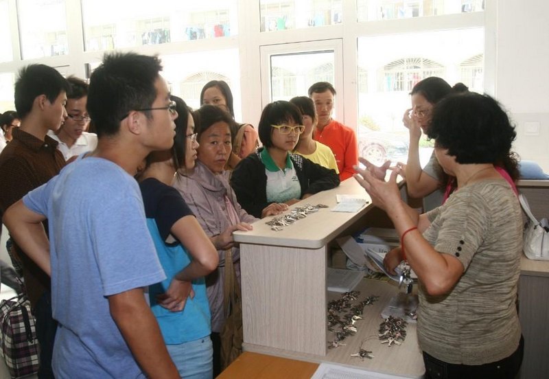 新建學生公寓配套工程竣工 400余名同學12日已入住