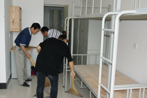 新建學生公寓配套工程竣工 400余名同學12日已入住