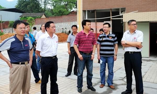 校領(lǐng)導(dǎo)檢查指導(dǎo)迎新準備工作