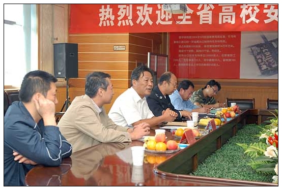 省高校安全穩(wěn)定檢查組來晉中學院檢查工作