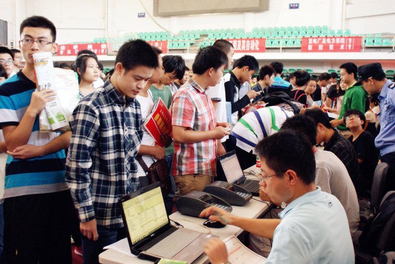 科技學(xué)院喜迎2012級新生