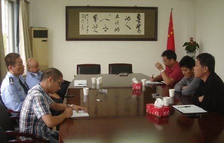 市警衛局領導來校檢指導查維穩工作