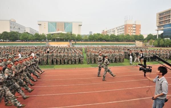 長沙師范學校隆重舉行2012級新生開學典禮