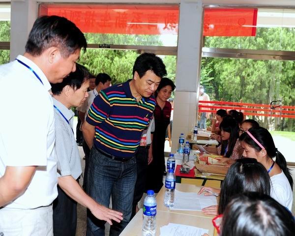 三明學院2012級新生順利入學