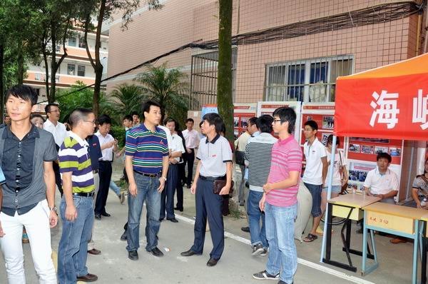 三明學院2012級新生順利入學