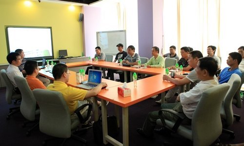 【豐湖黨旗紅】教育技術中心赴汕頭大學、韓山師院開展“豐湖黨旗紅”考察學習活動