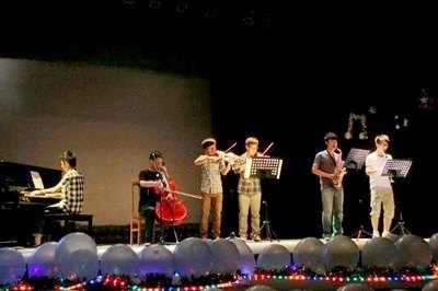 電自學院承辦新生節(jié)系列活動之“閃耀迷彩”晚會