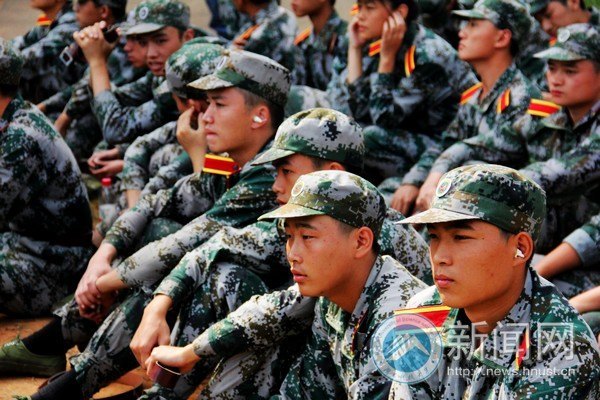 “送你一枚小彈殼!”——湖南科技大學12級新生實彈“試槍”