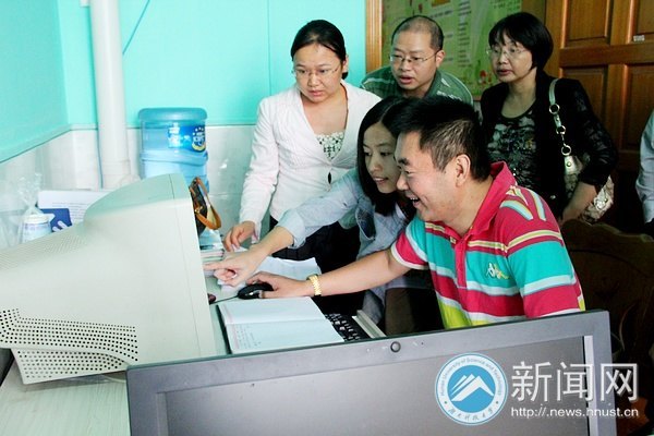 湖南省合格心理咨詢室建設項目專家組蒞臨湖南科技大學指導工作