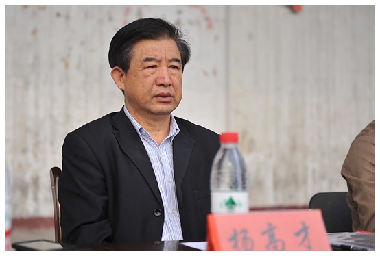 晉中學(xué)院在北院體育場(chǎng)舉行2012級(jí)新生軍訓(xùn)動(dòng)員大會(huì)