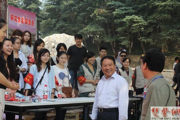 南京藝術學院2012級研究生報到工作圓滿完成