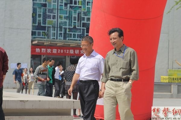 南京藝術學院2012級研究生報到工作圓滿完成