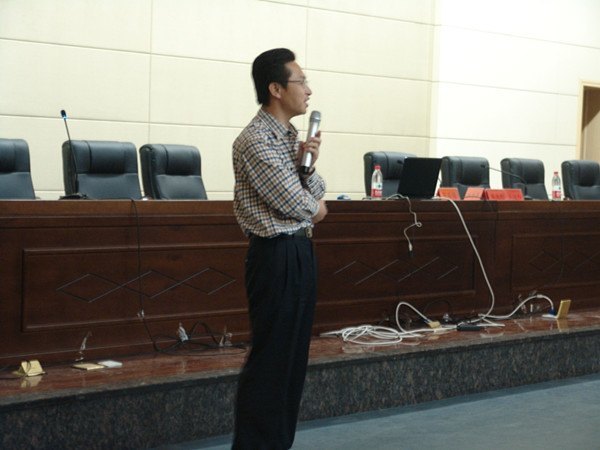 副校長張彥鐸為計算機科學與工程學院2012級新生作專題報告