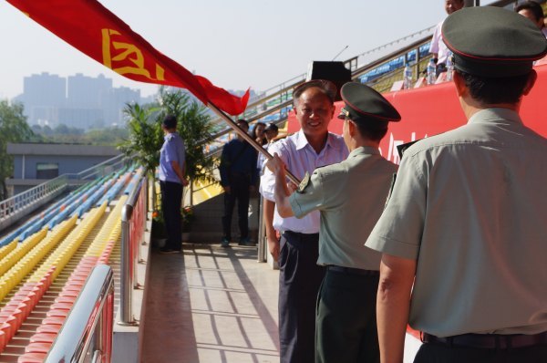 學校隆重舉行2012級新生開學典禮暨軍訓動員大會