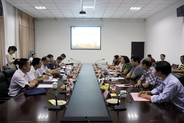 I(y){(dio)йM(li)I(y)g(sh)W(xu)Ժ{(dio)