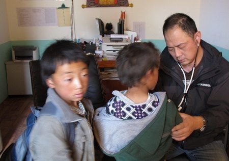 市送醫進藏醫療專家組雪域高原獻愛心