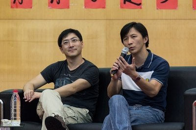 新東方著名講師作客上海電力學院第55期勵志講壇