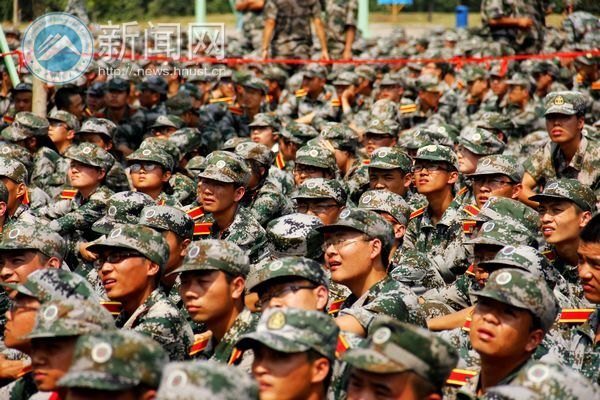 消防演習開啟新生安全教育第一課