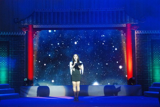 激情與知性的交匯 光影與韻律的圓融----“夢囈——難以言達之岸”:陳陟云詩歌鑒賞夜在廣東石油化工學院