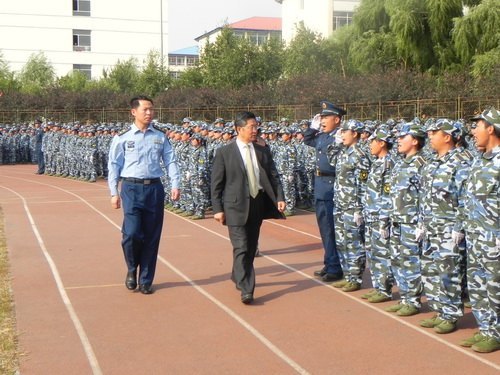 吉林農業科技學院隆重舉行2012級新生開學典禮暨軍訓閱兵式吉林農業科技學院隆重舉行2012級新生開學典禮暨軍訓閱兵式