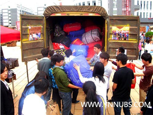 展商院風采,現青春活力--2012級新生入住楊林新校區