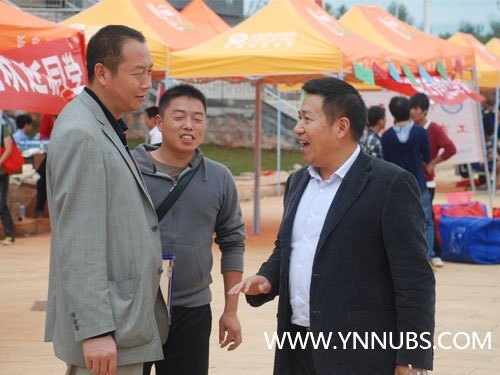 劉學民、王昆來等領導親切看望慰問軍訓返校新生