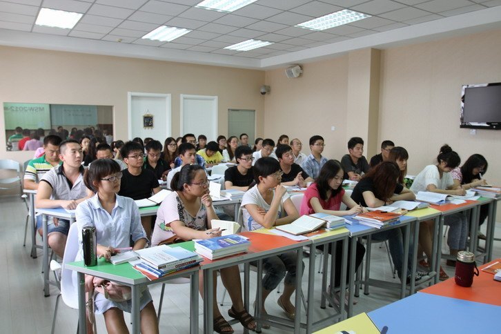 北京城市學院首屆社會工作碩士研究生順利入學,圓滿完成專家講座之導論系列課程