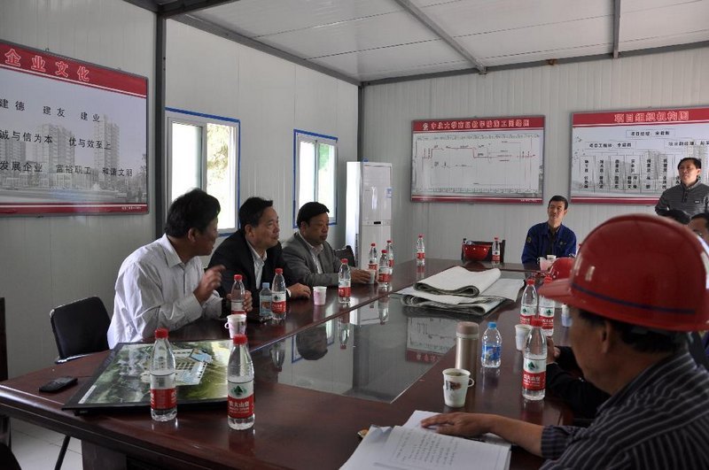 校領導深入在建工地考察指導工作