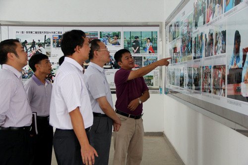 【豐湖黨旗紅】楊海濤書(shū)記到中文系調(diào)研