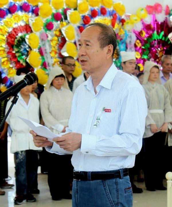 馬國防等校領(lǐng)導(dǎo)參加蔡瑞添同志遺體告別儀式