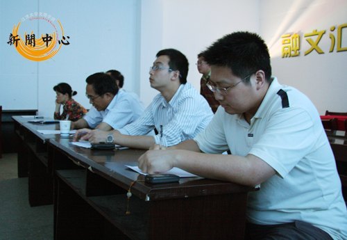 全國大學(xué)生廣告藝術(shù)大賽文理初賽評審工作圓滿結(jié)束