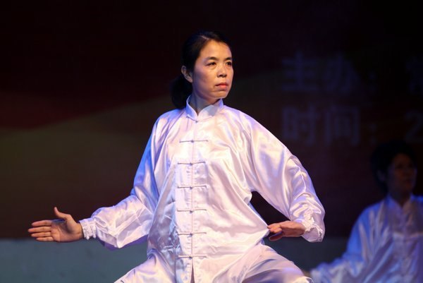 常州工學(xué)院舉行第十屆“常工之聲”文藝演出