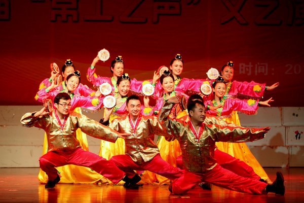 常州工學(xué)院舉行第十屆“常工之聲”文藝演出