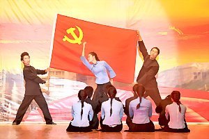 濟(jì)南大學(xué)2012年“慶國慶·迎新生”文藝晚會隆重舉行