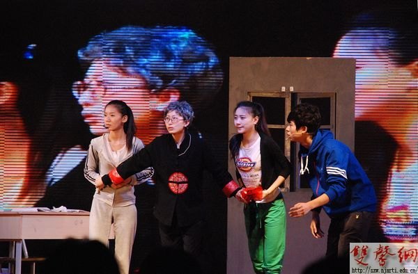 南京藝術(shù)學(xué)院“高雅藝術(shù)進(jìn)校園” 走進(jìn)南京信息職業(yè)技術(shù)學(xué)院