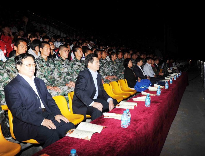 濱州學院舉行慶國慶迎新生文藝晚會