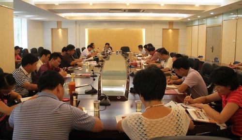 密切聯系校友  促進學院發展