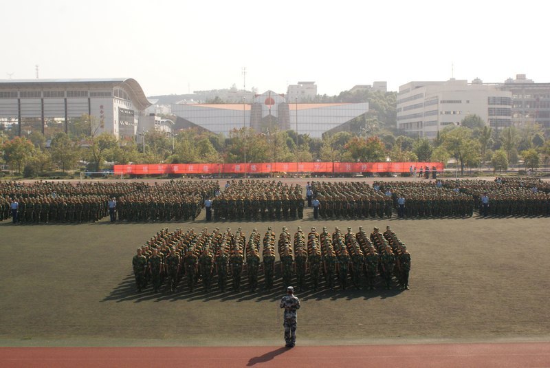 檢閱自己  獻禮國慶