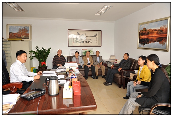 石占明及祁太秧歌名家來晉中學(xué)院訪問