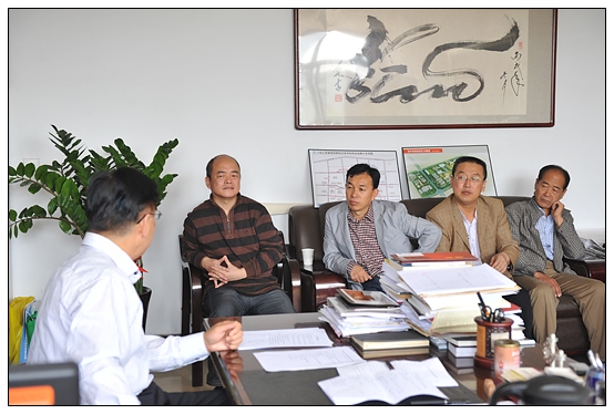 石占明及祁太秧歌名家來晉中學(xué)院訪問