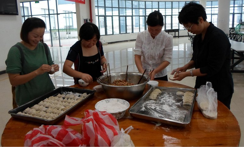 臺州科技職業(yè)學(xué)院工會、團(tuán)委舉行青年教職工聯(lián)歡會