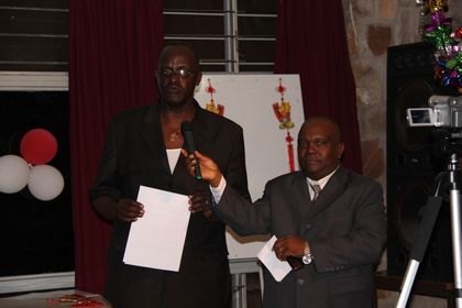 渤海大學布隆迪孔子學院舉辦中秋晚會中布來賓共度中秋月圓之夜