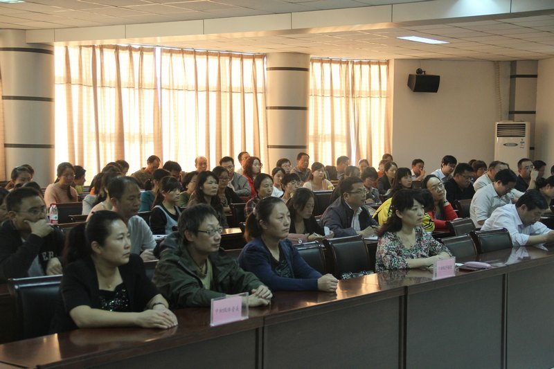 許昌學院2012年教師課堂技能大獎賽隆重開幕