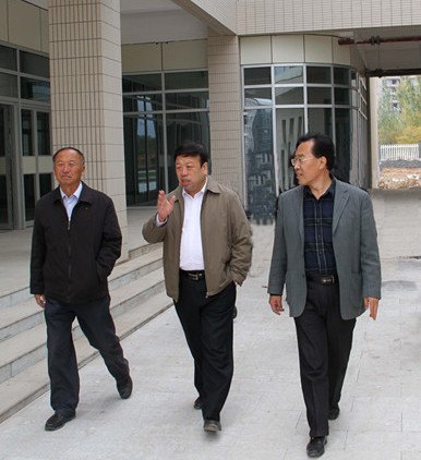 校長劉有智視察朔州電力學院