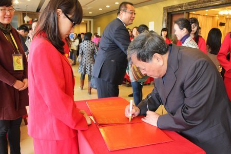 校慶專題:園林學(xué)院志愿者熱情接待校友