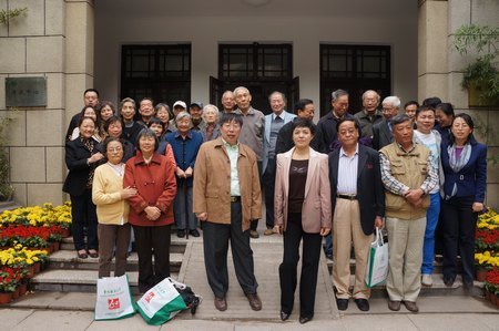 校慶專題:理學(xué)院退休教師座談共賀校慶